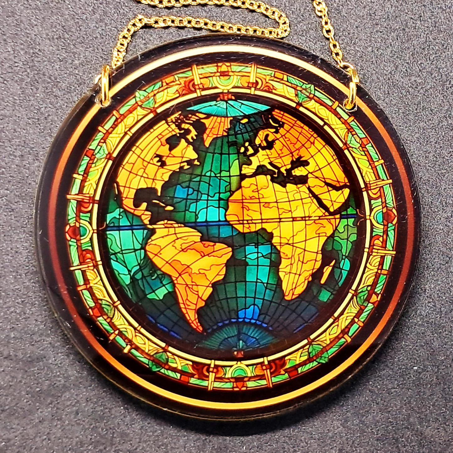Stained glass hanging - Olde world map